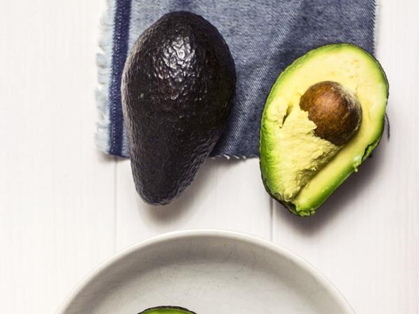 Sladica iz avokada iz samo 3 sestavin